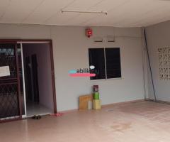 Linked house with 5 rooms @ Tmn Century